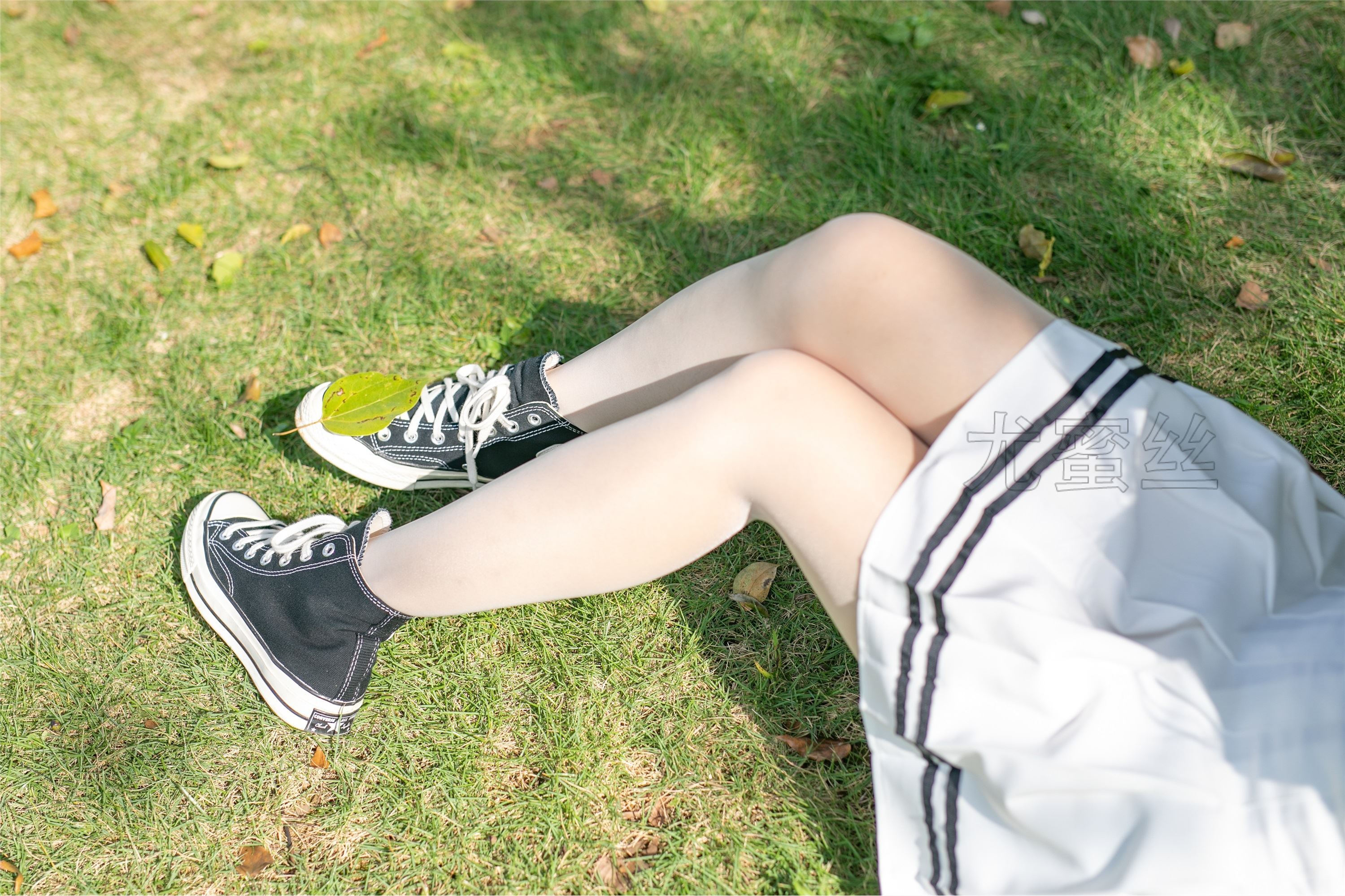 尤蜜丝 穿搭写真 NO.035